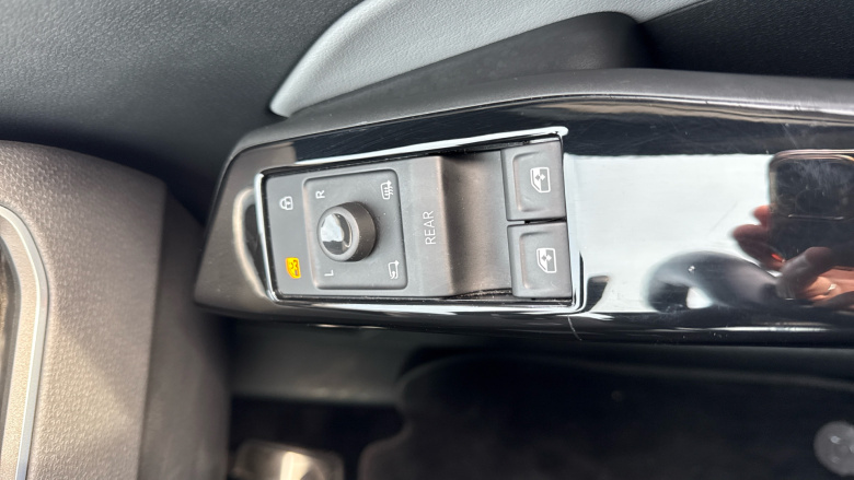 Volkswagen ID.3 150kW Family Pro Performance 58kWh 5dr Auto Electric Hatchback